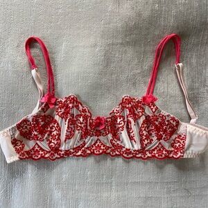 Victoria’s Secret Pink and Red Arabesque Demi Bra with Boning Size 34A